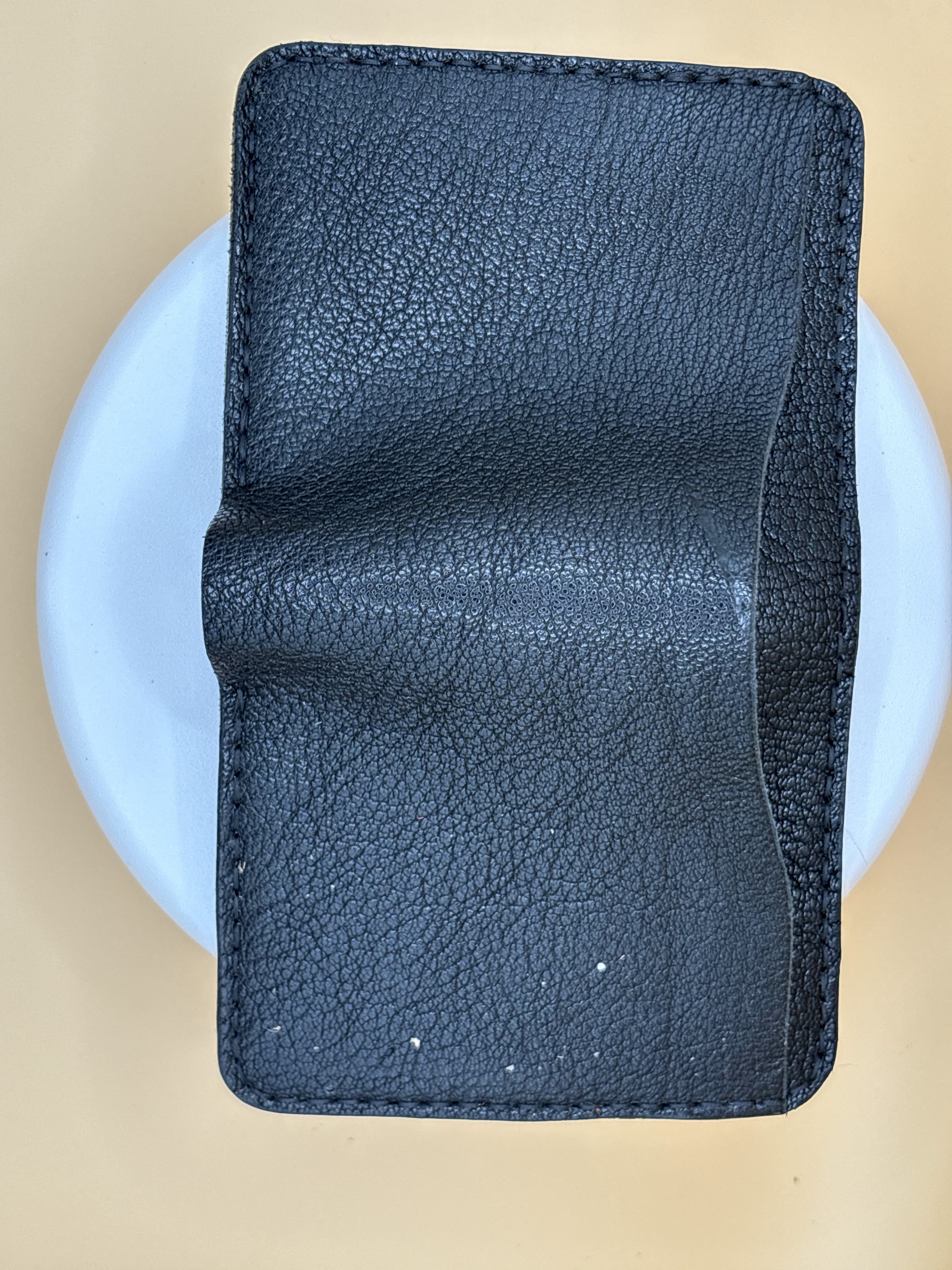 The Kenosha – Bifold Wallet | Black Veg-Tan Goat