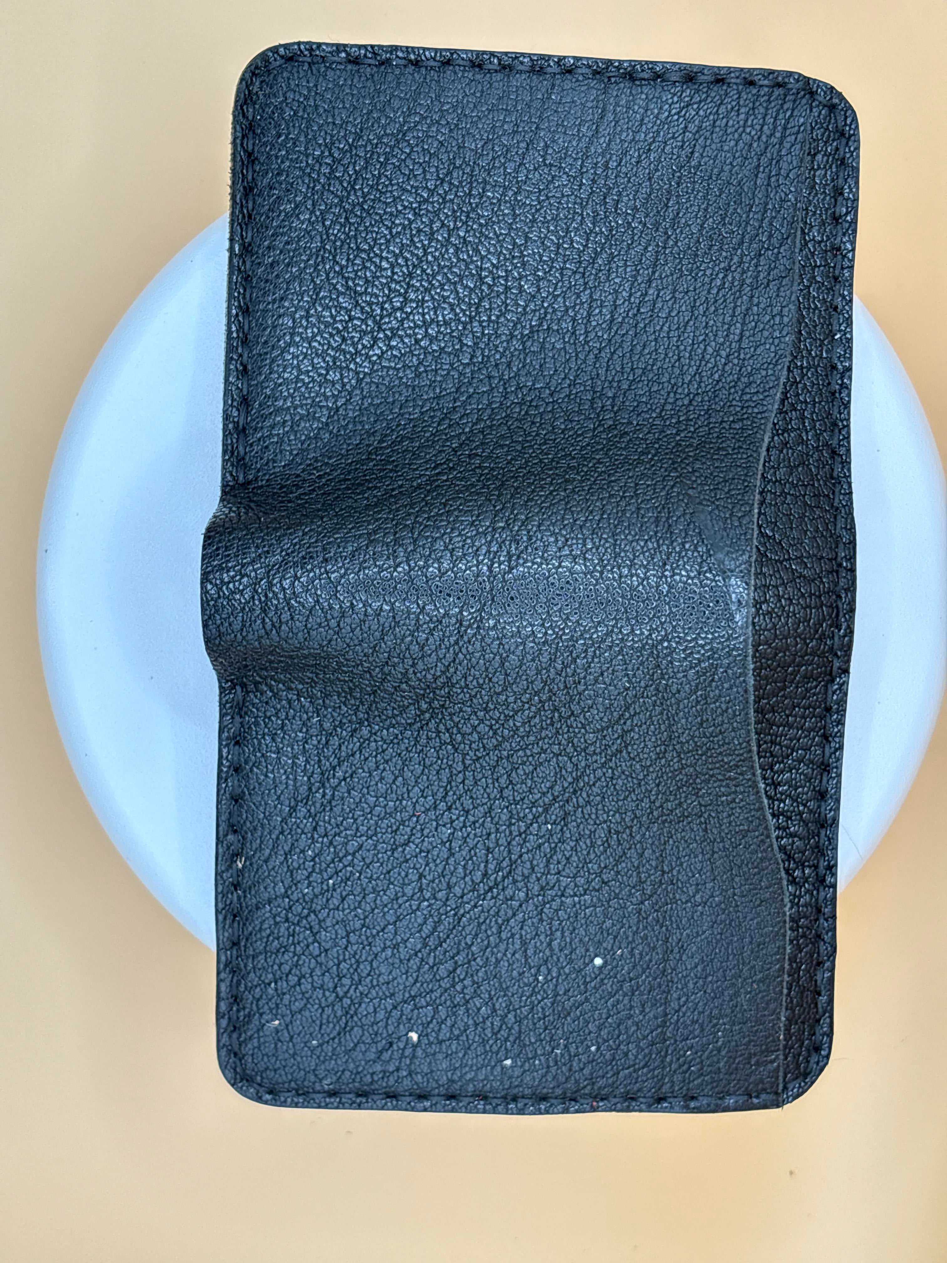The Kenosha – Bifold Wallet | Black Veg-Tan Goat