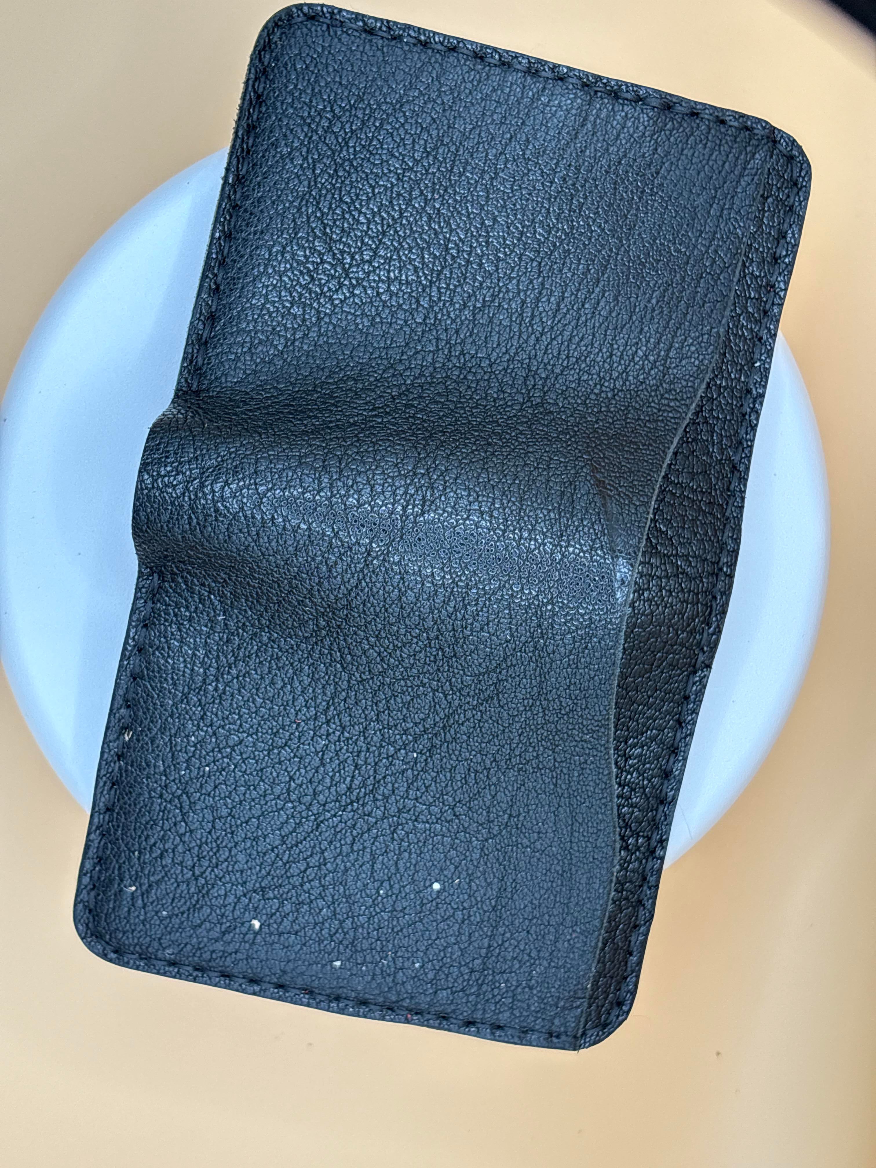 The Kenosha – Bifold Wallet | Black Veg-Tan Goat