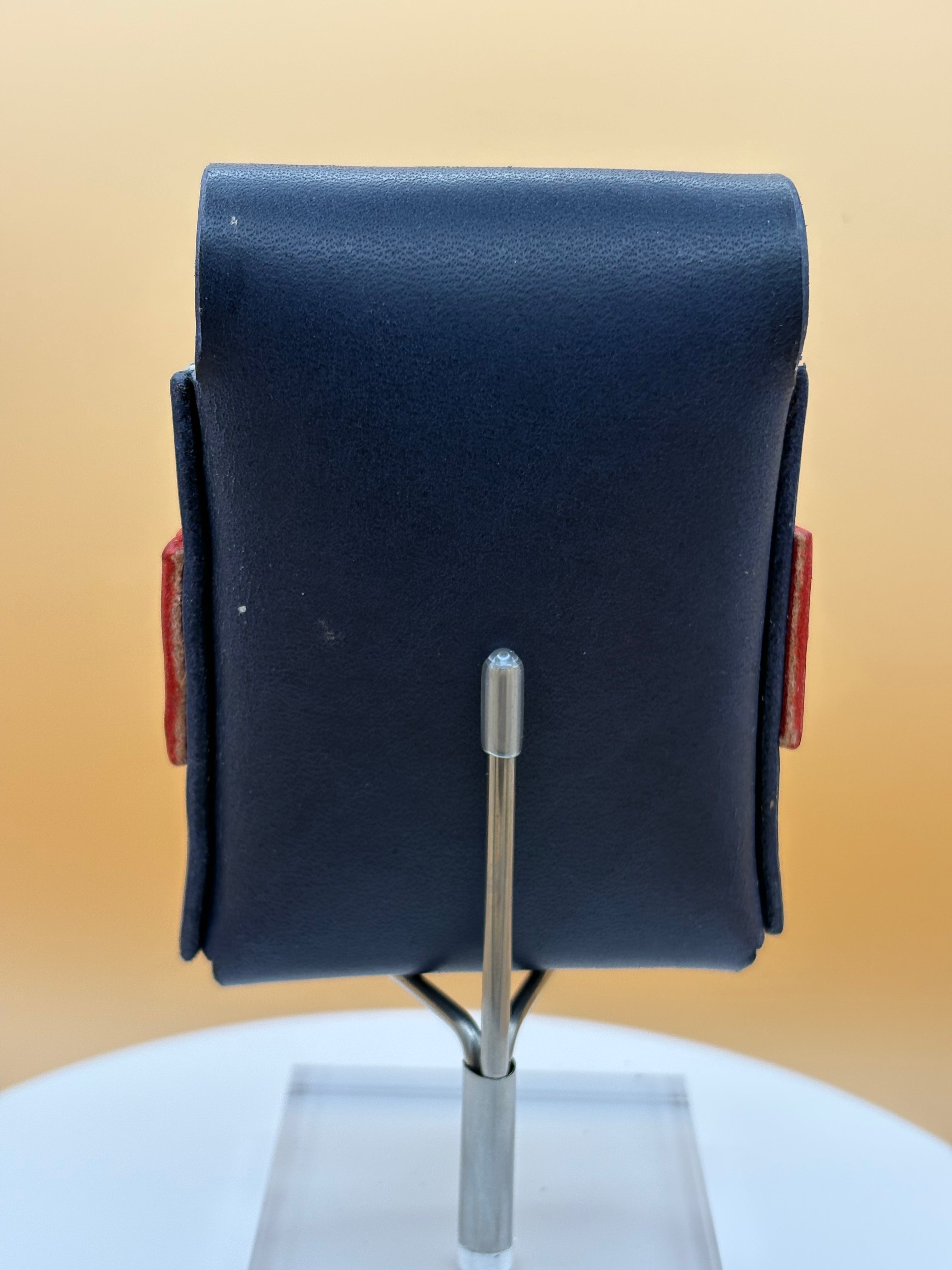 The Milwaukee – Flap Wallet | Navy Latigo & Red Enamel Bridle