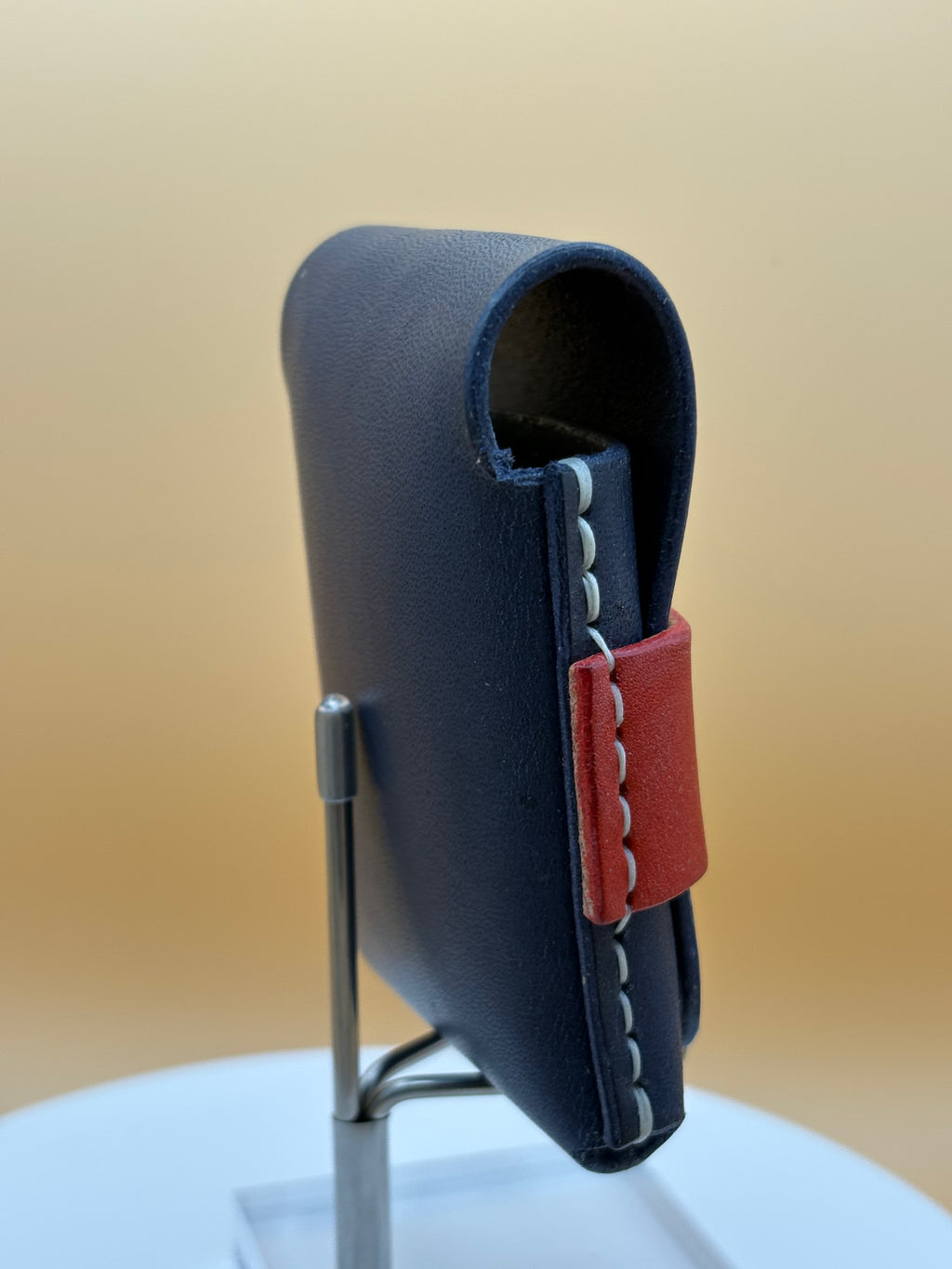 The Milwaukee – Flap Wallet | Navy Latigo & Red Enamel Bridle