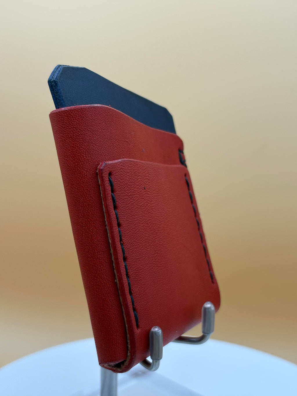 The Cedar – Cardholder | Red Bridle & Navy Latigo