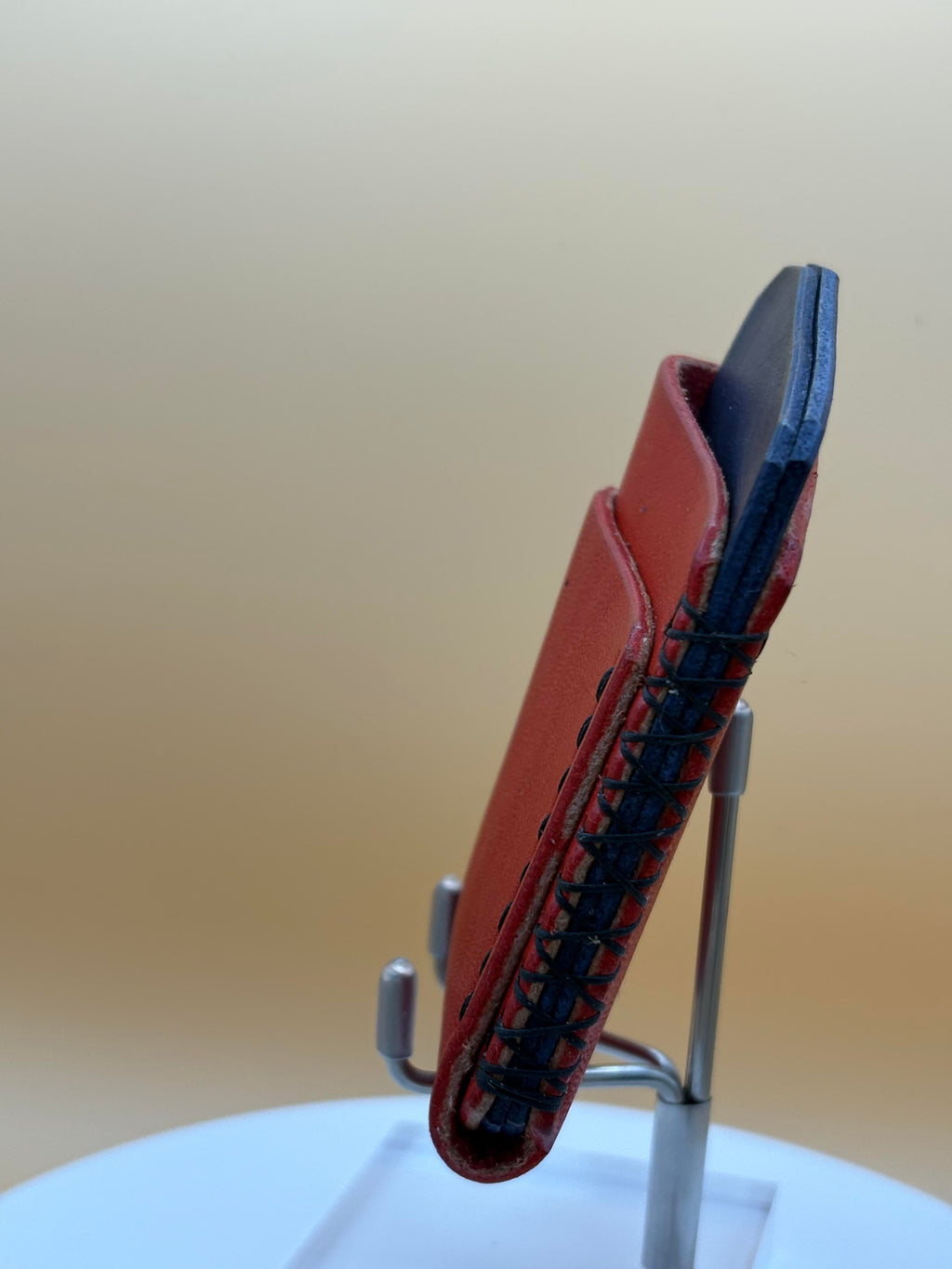 The Cedar – Cardholder | Red Bridle & Navy Latigo