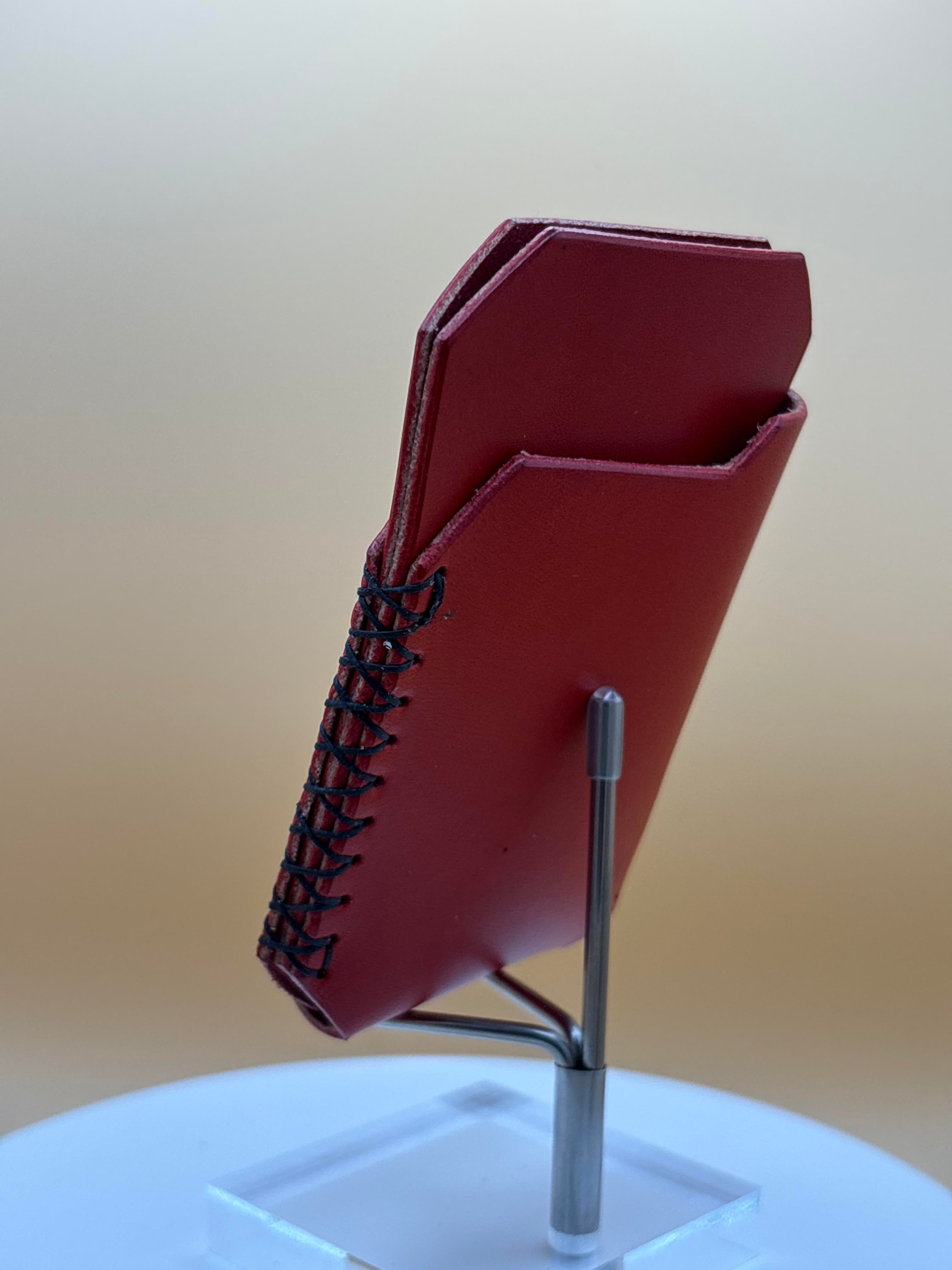 The Birch – Cardholder | Red Bridle