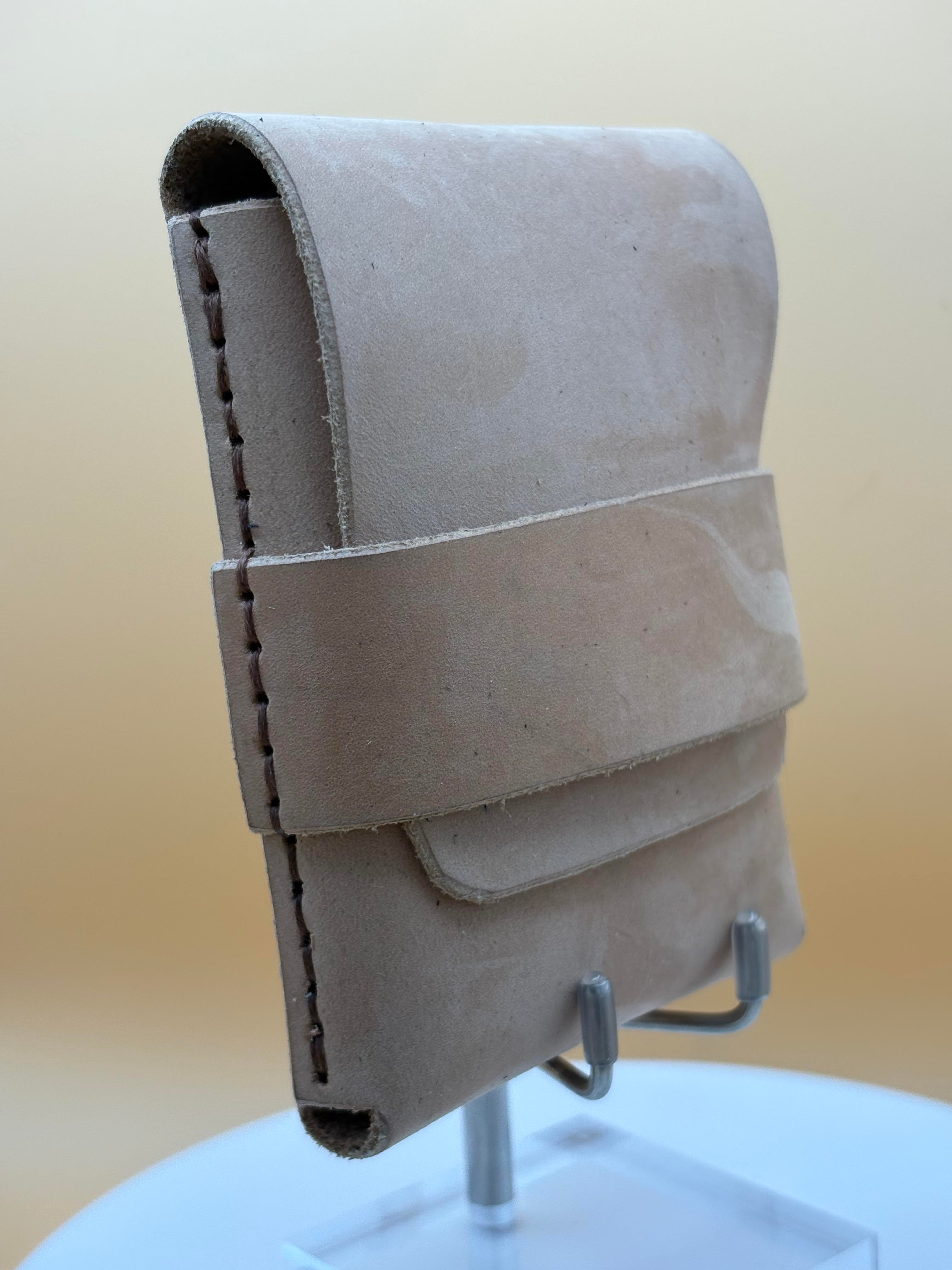The Madison – Flap Wallet | Natural Buffed Crust