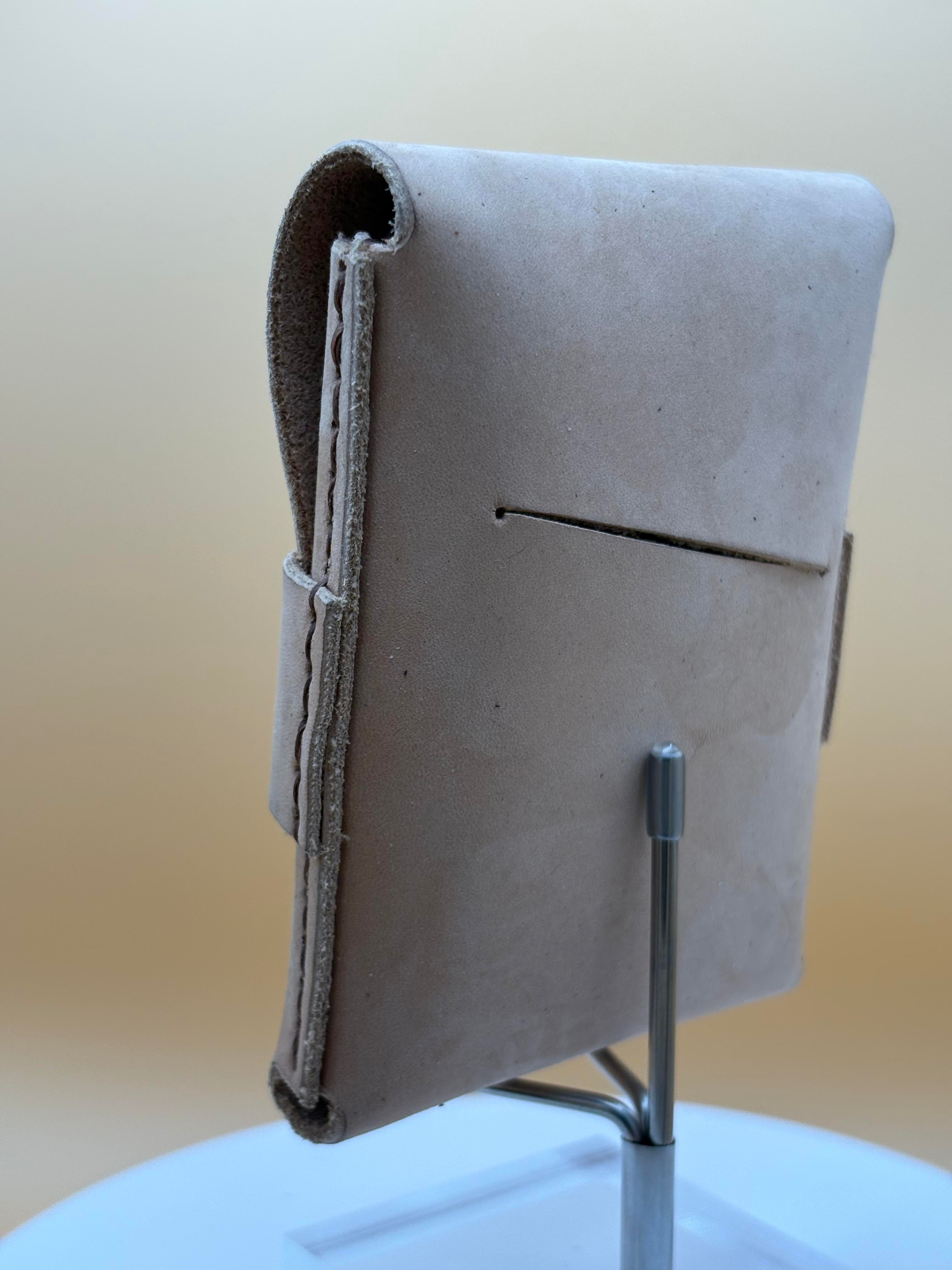 The Madison – Flap Wallet | Natural Buffed Crust