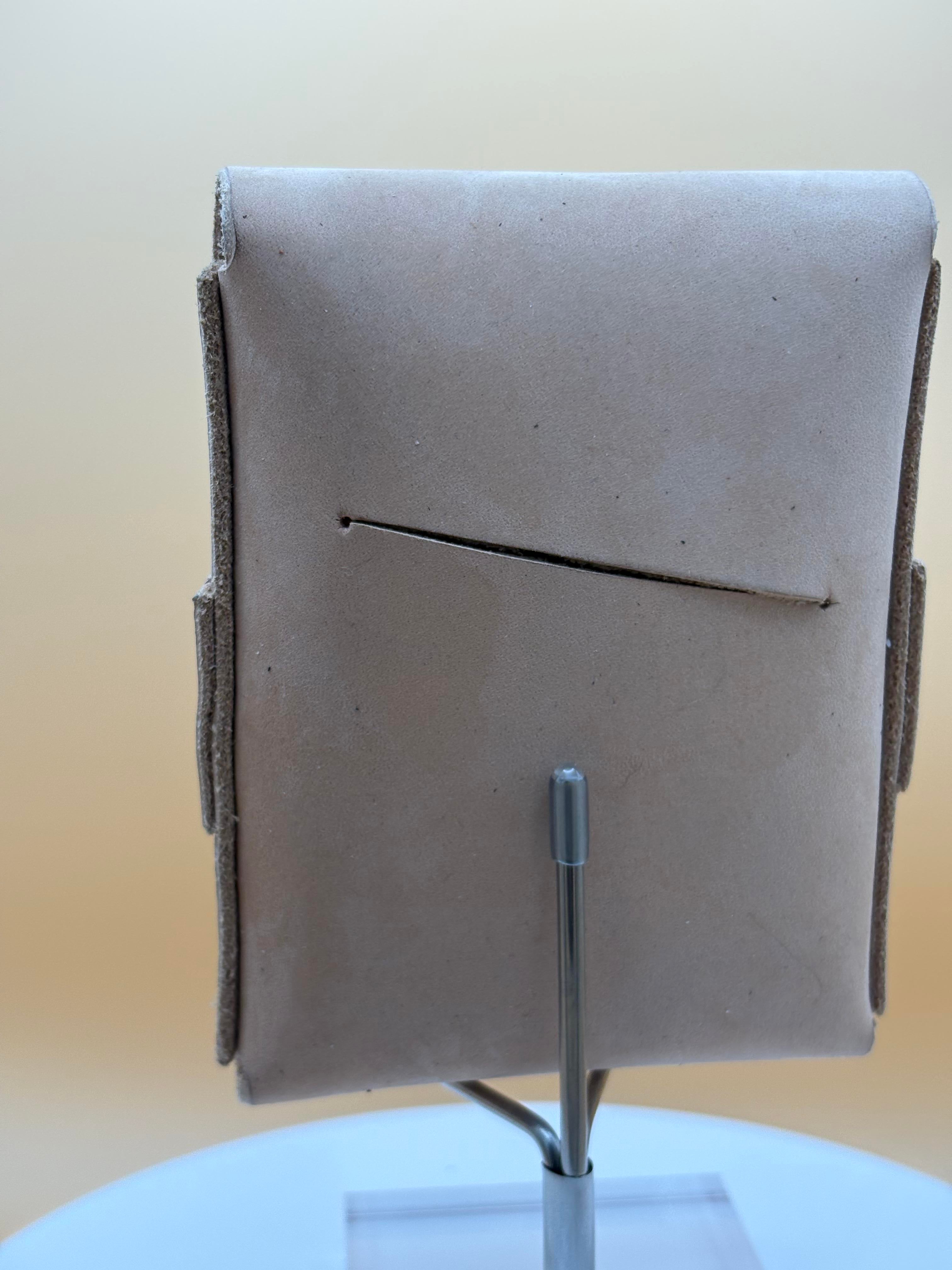 The Madison – Flap Wallet | Natural Buffed Crust