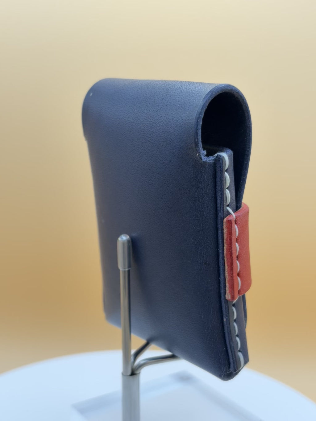 The Milwaukee – Flap Wallet | Navy Latigo & Red Enamel Bridle