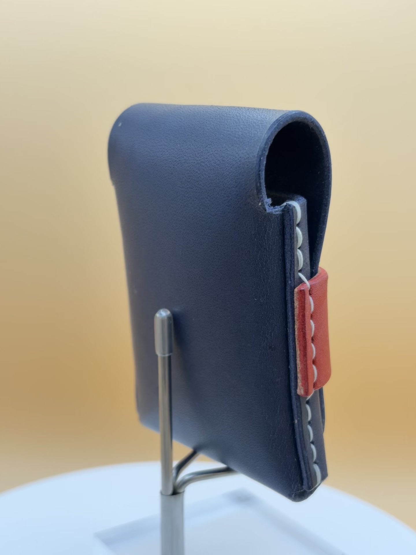 The Milwaukee – Flap Wallet | Navy Latigo & Red Enamel Bridle